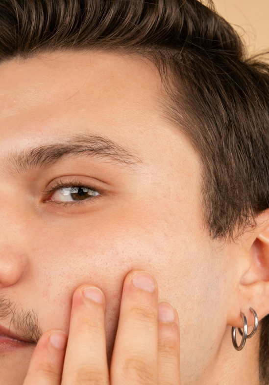 detalles-rostro-masculinizacion-facial Resultados después de la recuperación de vaginoplastia